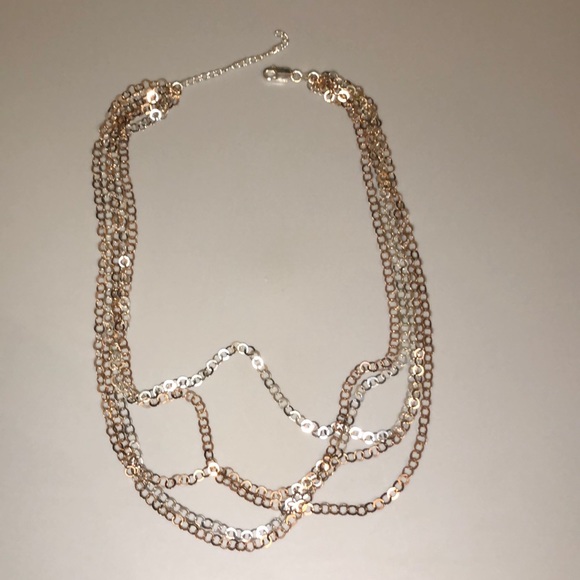 Jewelry - Beautiful Layered Necklace